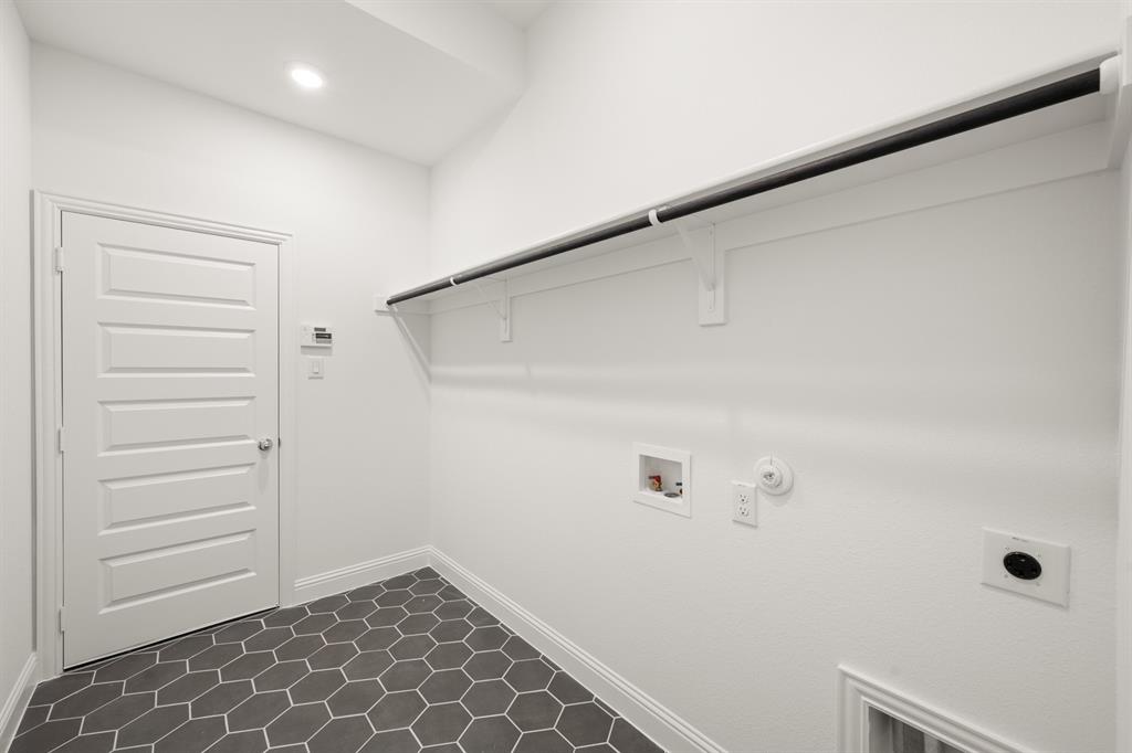 808 Stone Eagle Drive Azle, TX 76020 - Photo 15 of 28 808 Stone Eagle- Utility-1