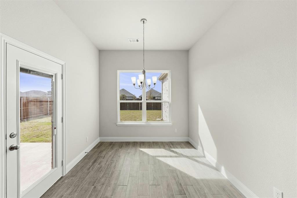 808 Stone Eagle Drive Azle, TX 76020 - Photo 17 of 28 704Lemmon