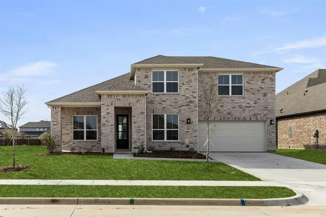 $475,665 | 808 Stone Eagle Drive, Azle, TX 76020