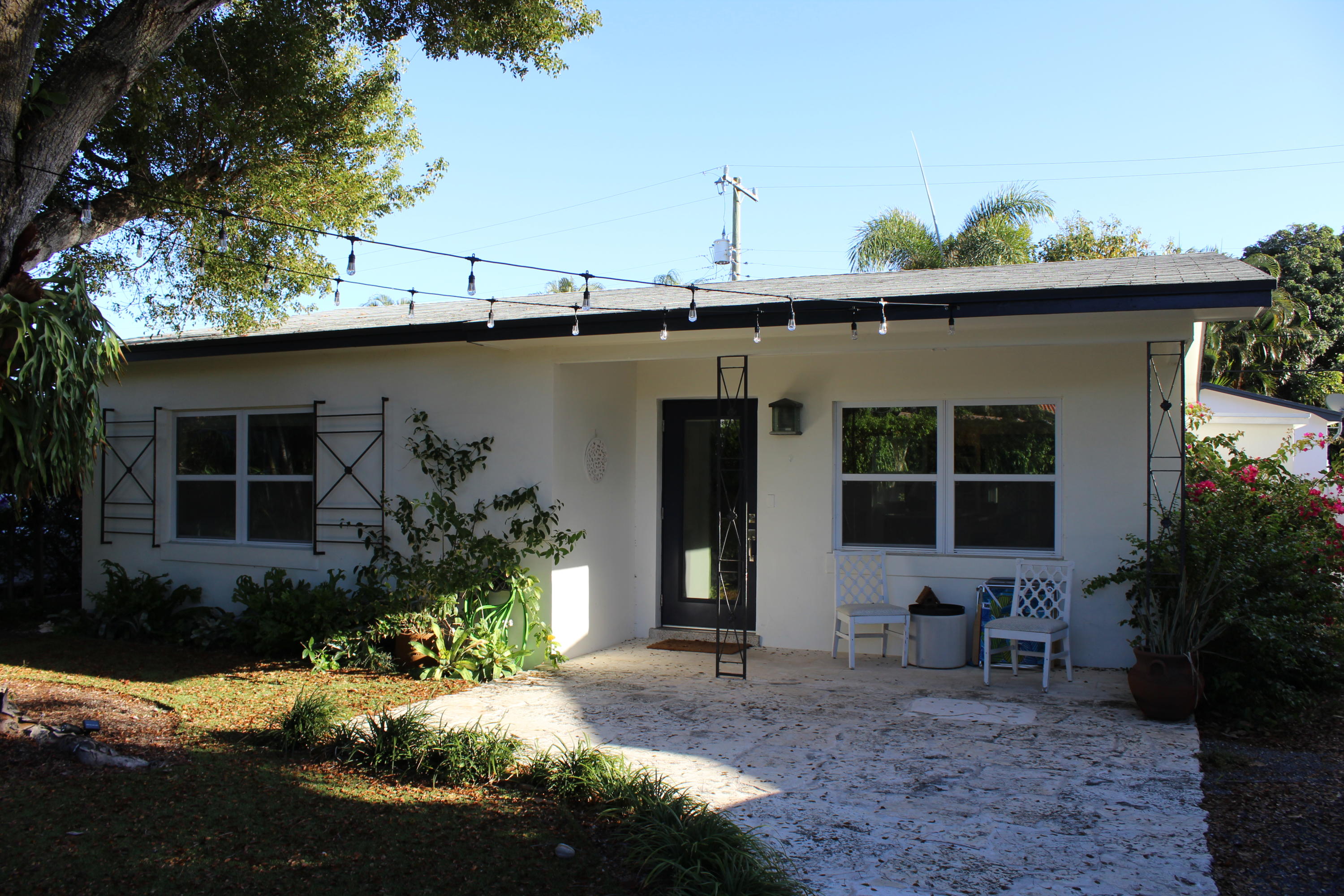 338 Puritan Road West Palm Beach, FL 33405 - Photo 1 of 15 FRONT ENTRY