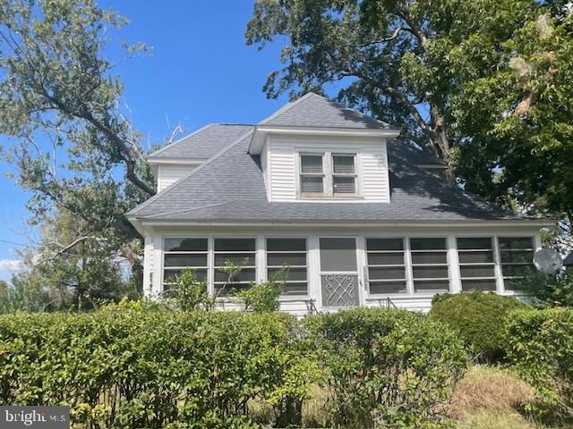 5733 Coventry Parish Road Westover, MD 21871 - Photo 1 of 27 a front view of a house with a yard