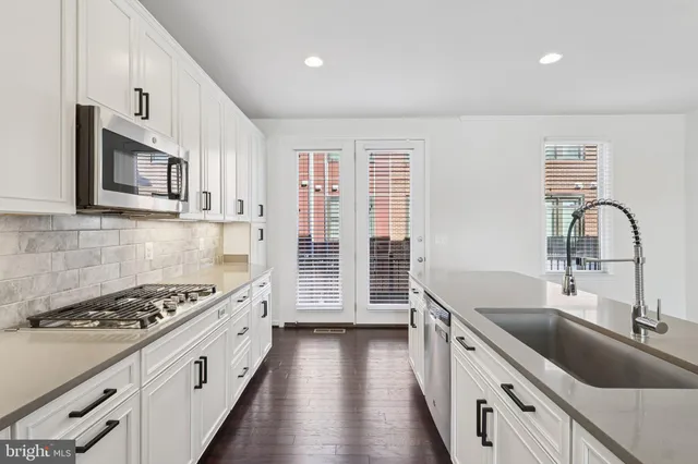 $733,000 | 8386 Guard Tower Road, Lorton, VA 22079