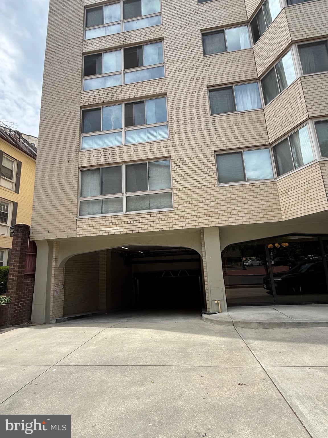 922 24th Street Northwest, Unit 505 Washington, DC 20037 - Photo 37 of 71