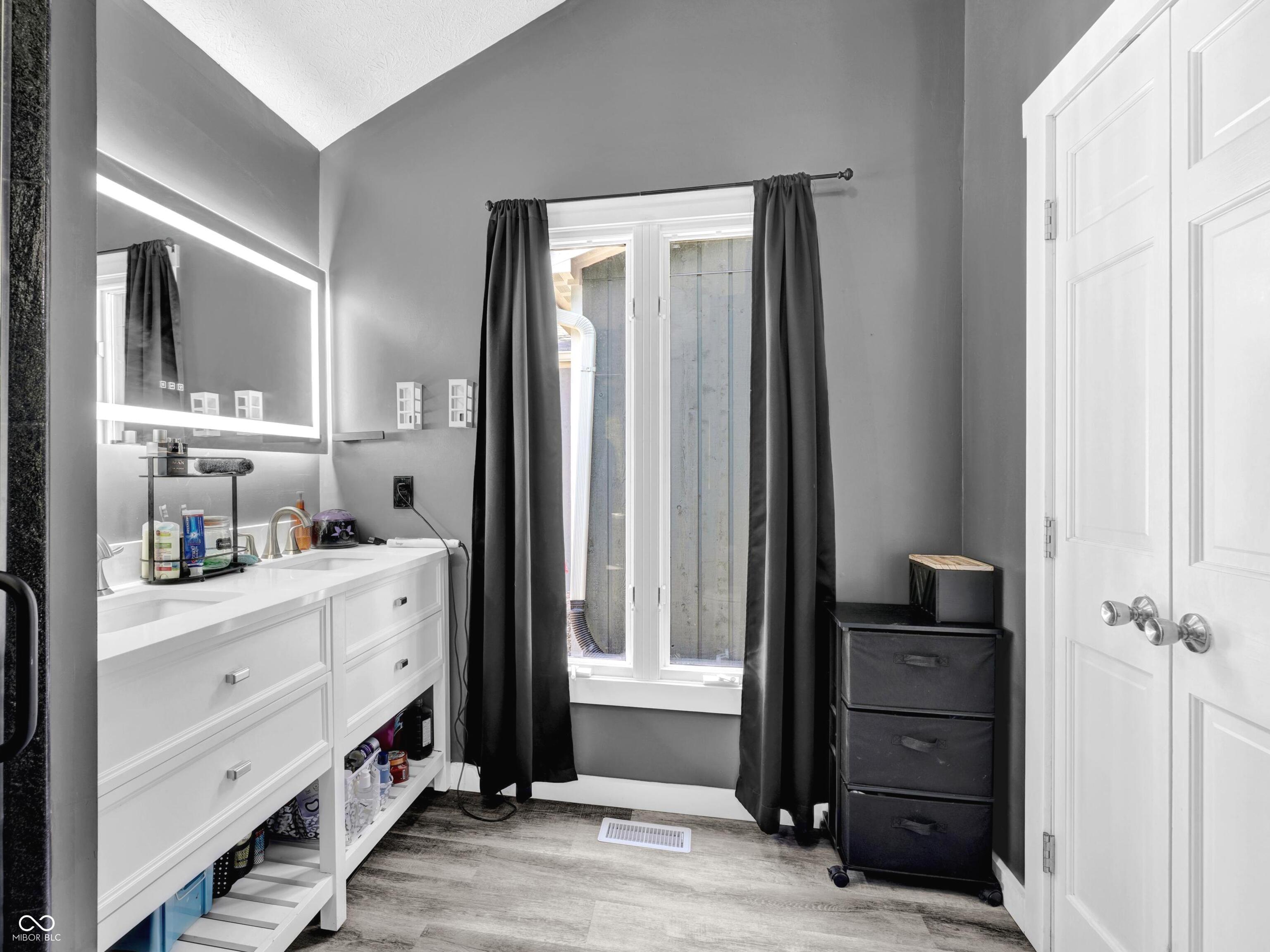 2495 Lenvoil Road Martinsville, IN 46151 - Photo 34 of 93