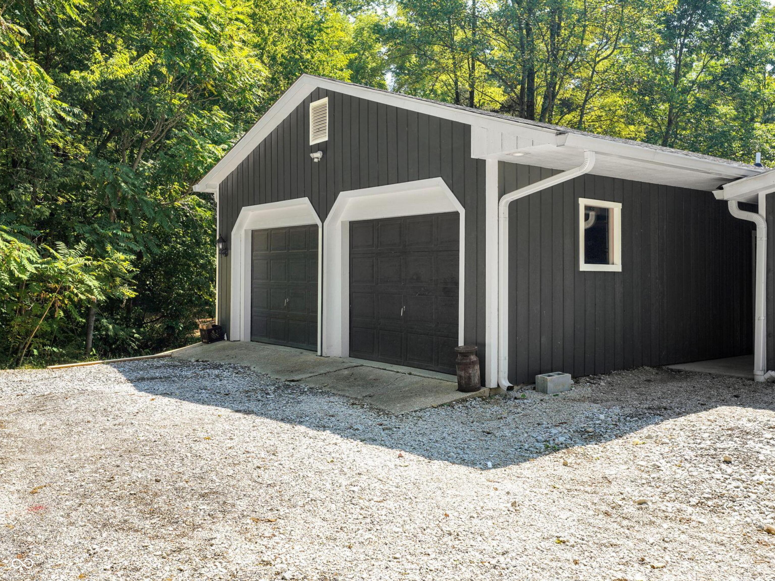 2495 Lenvoil Road Martinsville, IN 46151 - Photo 65 of 93