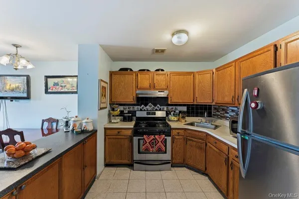 $980,000 | 129-15 Sidway Place | St. Albans