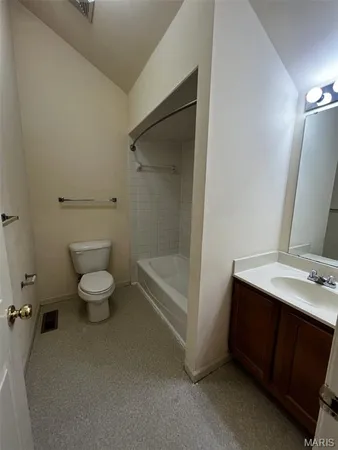 $450,000 | 912 Russell Boulevard, St. Louis, MO 63104