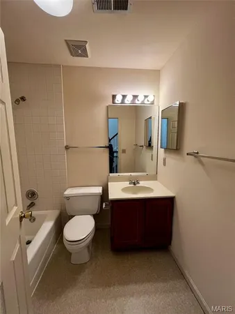 $450,000 | 912 Russell Boulevard, St. Louis, MO 63104