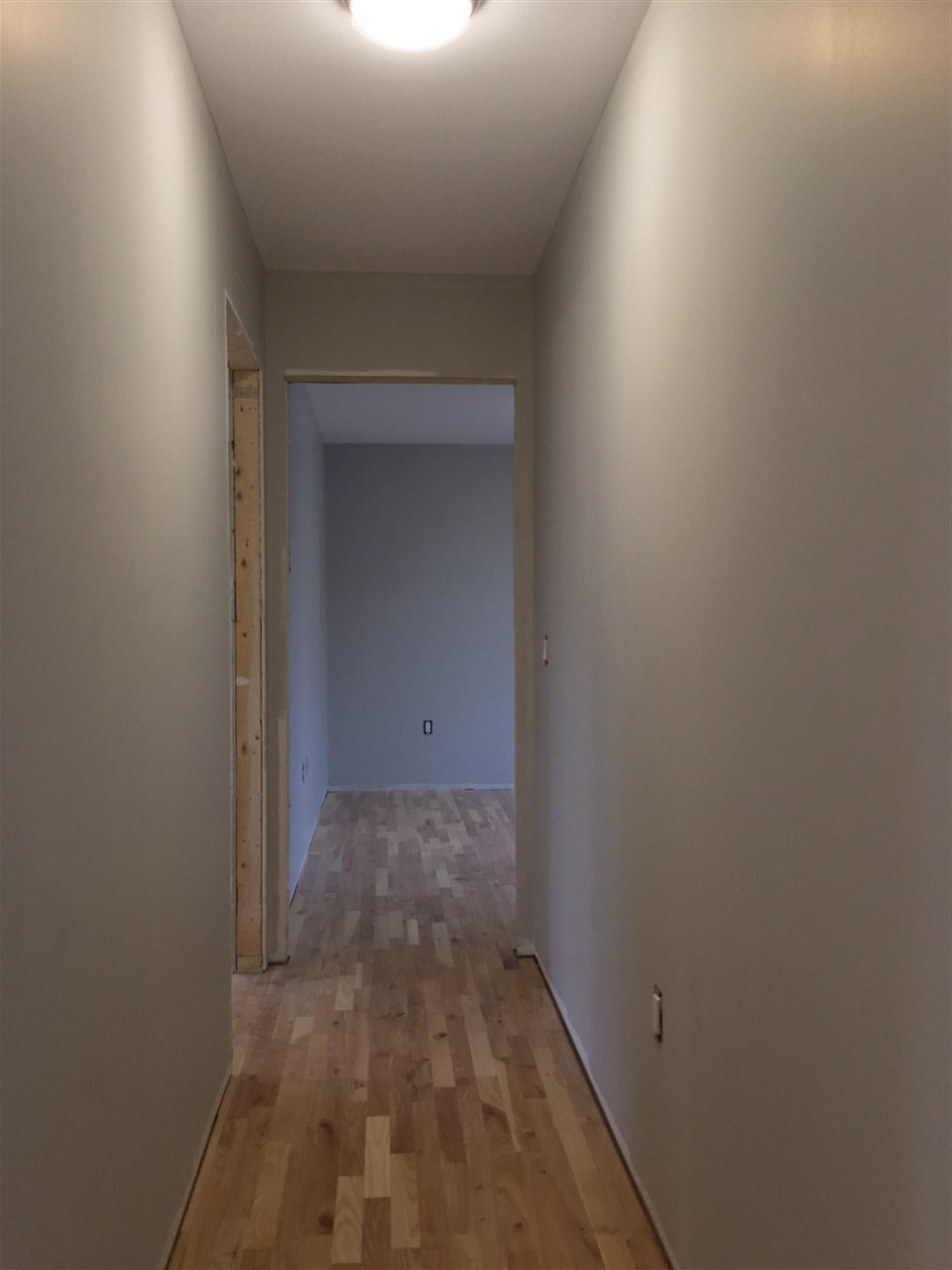 383 South Mammoth Road Manchester, NH 03103 - Photo 20 of 37 Gallery Image 20