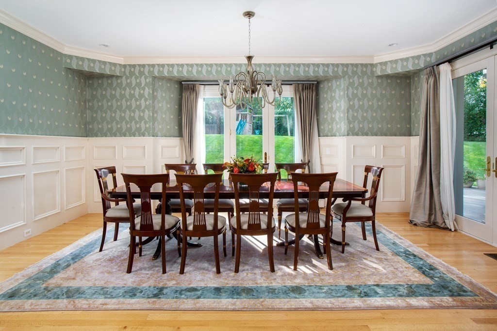 375 Lee Street Brookline, MA 02445 - Photo 8 of 32