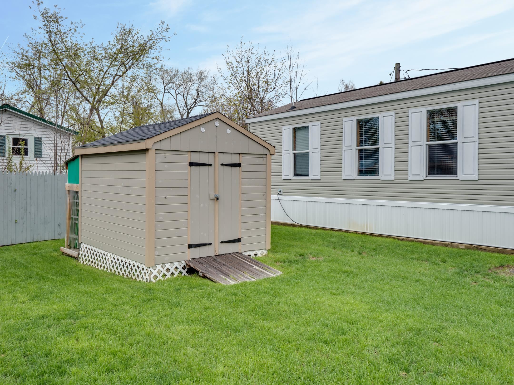 8 McKee Drive Concord, NH 03301 - Photo 3 of 29