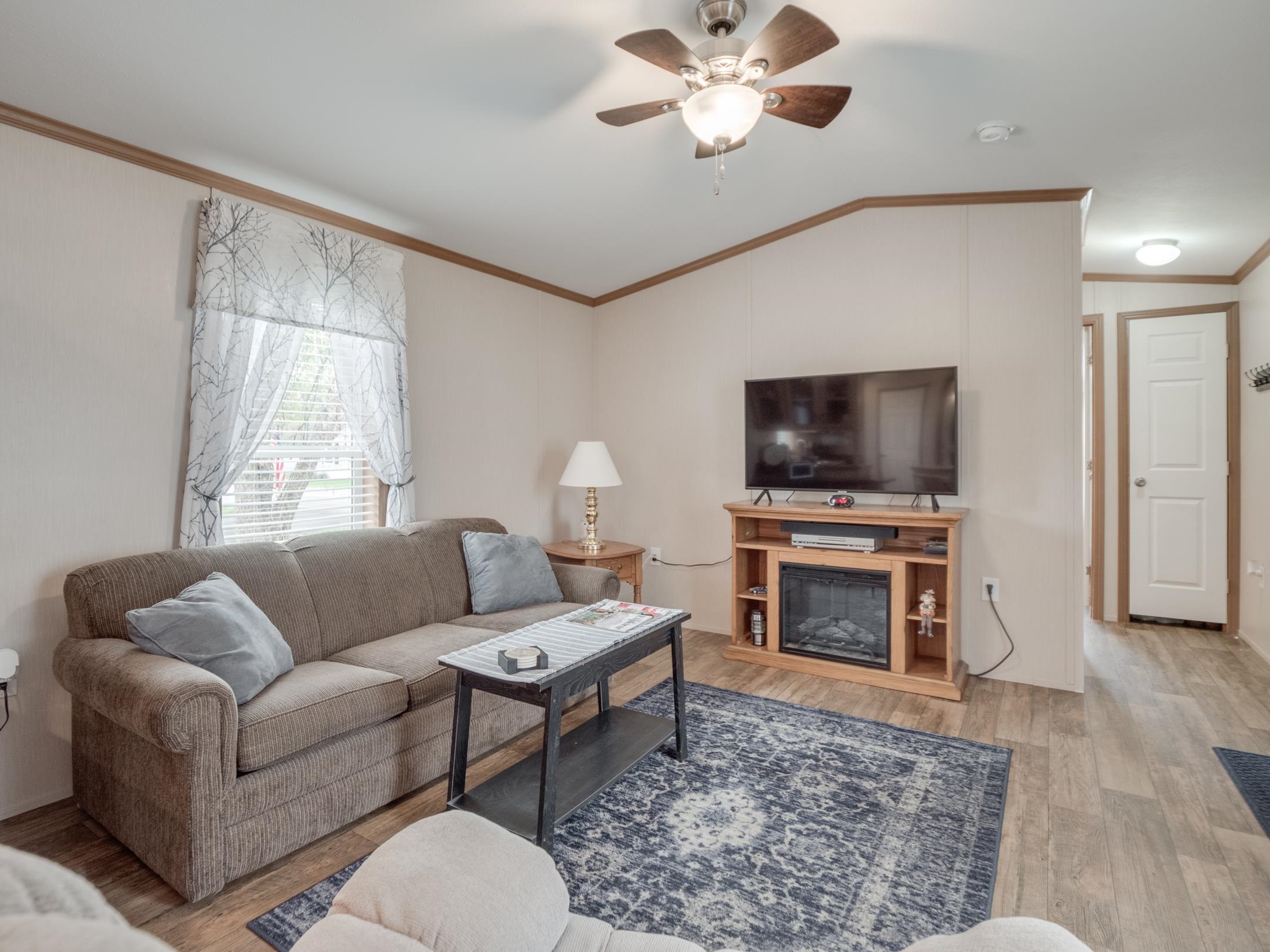 8 McKee Drive Concord, NH 03301 - Photo 4 of 29