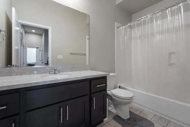 $585,000 | 396 Postma Street, Manteca, CA 95337