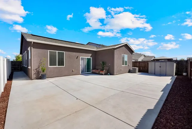 $585,000 | 396 Postma Street, Manteca, CA 95337