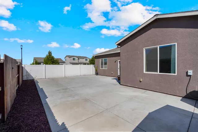 $585,000 | 396 Postma Street, Manteca, CA 95337