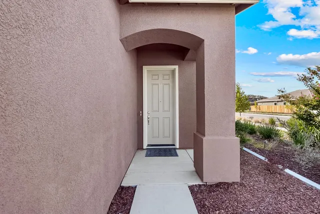 $585,000 | 396 Postma Street, Manteca, CA 95337