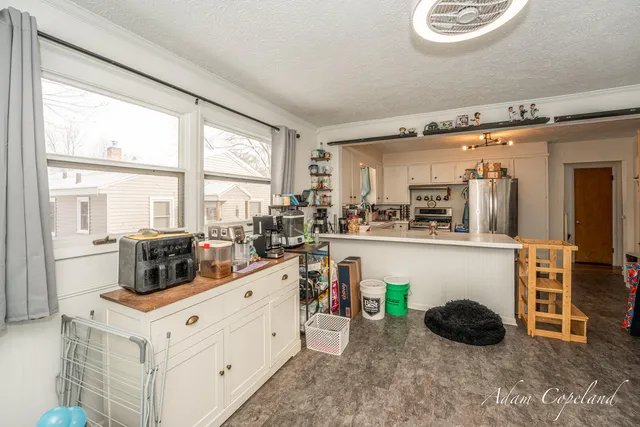 $299,000 | 3709 Boone Avenue Southwest, Wyoming, MI 49519