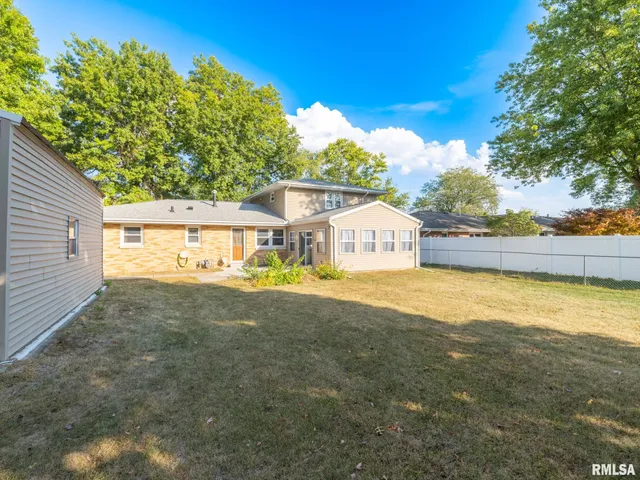$234,900 | 337 Grace Street, Brimfield, IL 61517