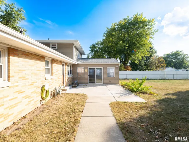 $234,900 | 337 Grace Street, Brimfield, IL 61517