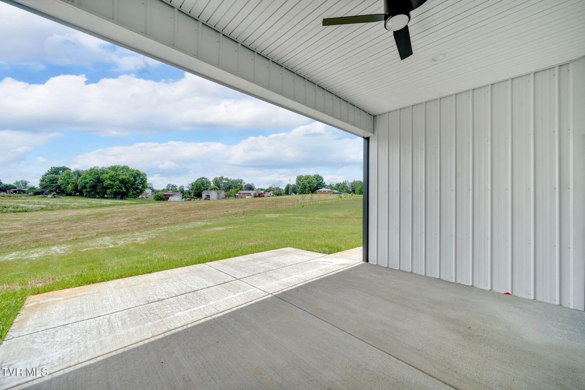 1930 Erwin Highway Greeneville, TN 37745 - Photo 31 of 36 36-web-or-mls-DSC09895