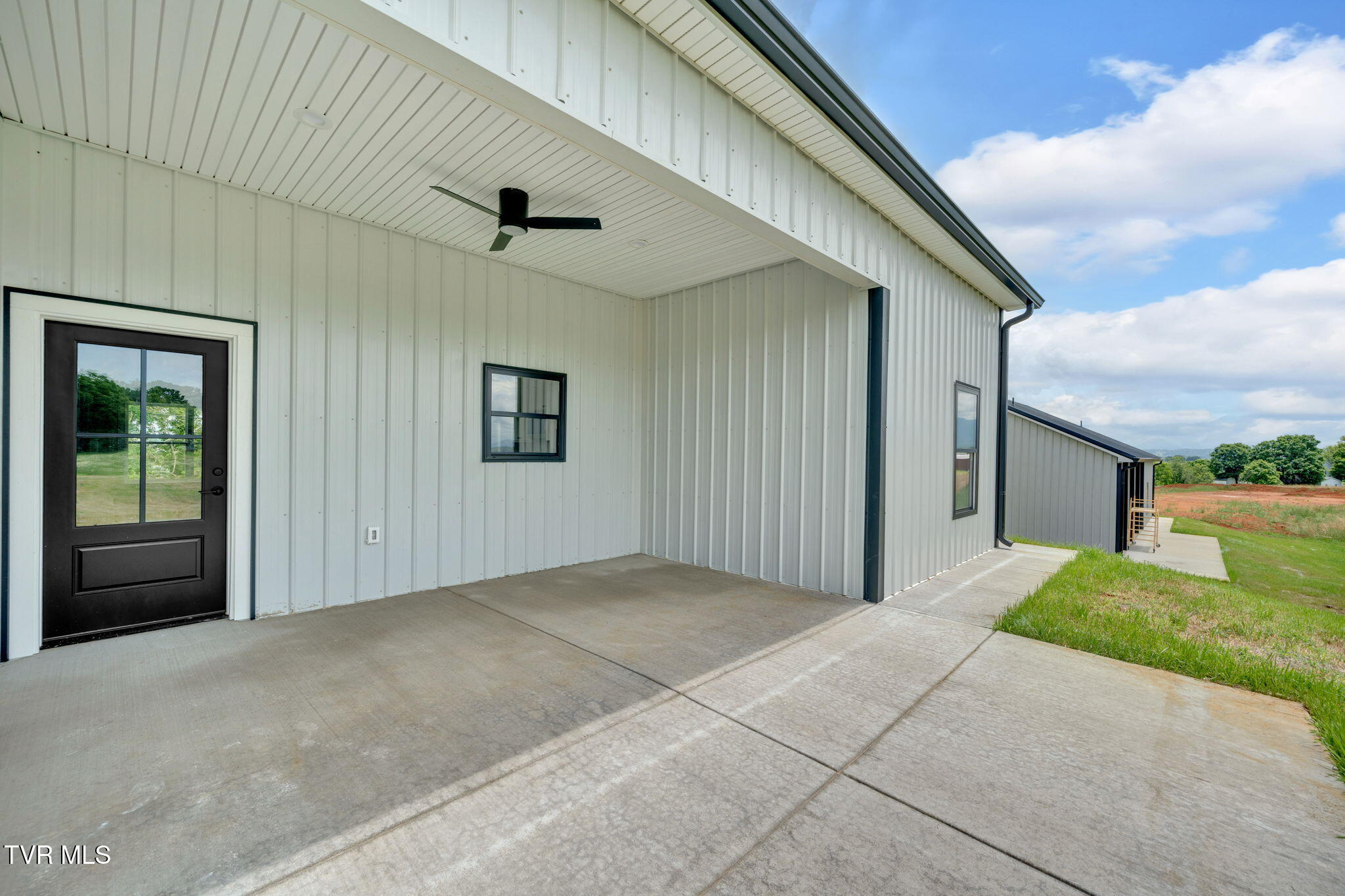 1930 Erwin Highway Greeneville, TN 37745 - Photo 32 of 36 37-web-or-mls-DSC09898