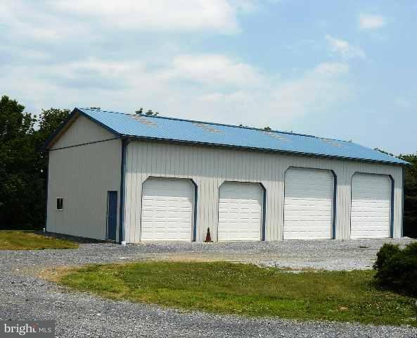 107 Stone Mill Road Hummelstown, PA 17036 - Photo 4 of 11 Gallery Image 4