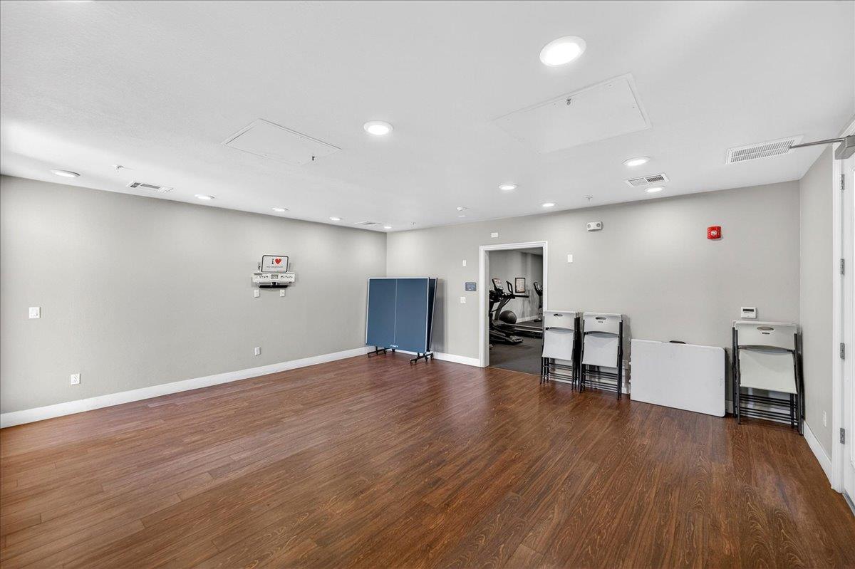 538 South Mathilda Avenue, Unit 301 Sunnyvale, CA 94086 - Photo 42 of 54
