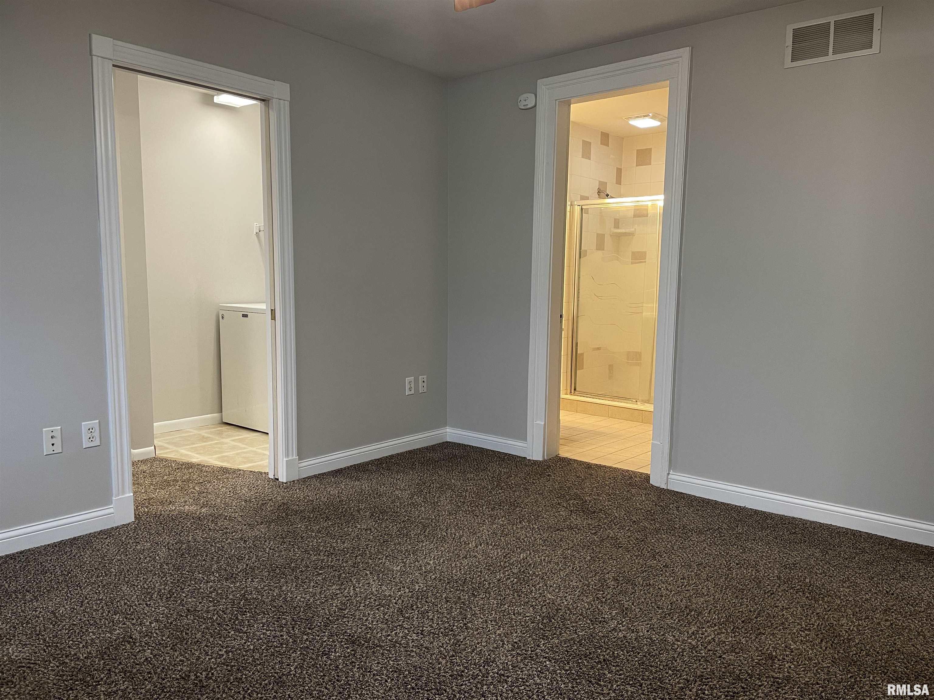 902 North Sheridan Road Peoria, IL 61606 - Photo 16 of 30 Gallery Image 16