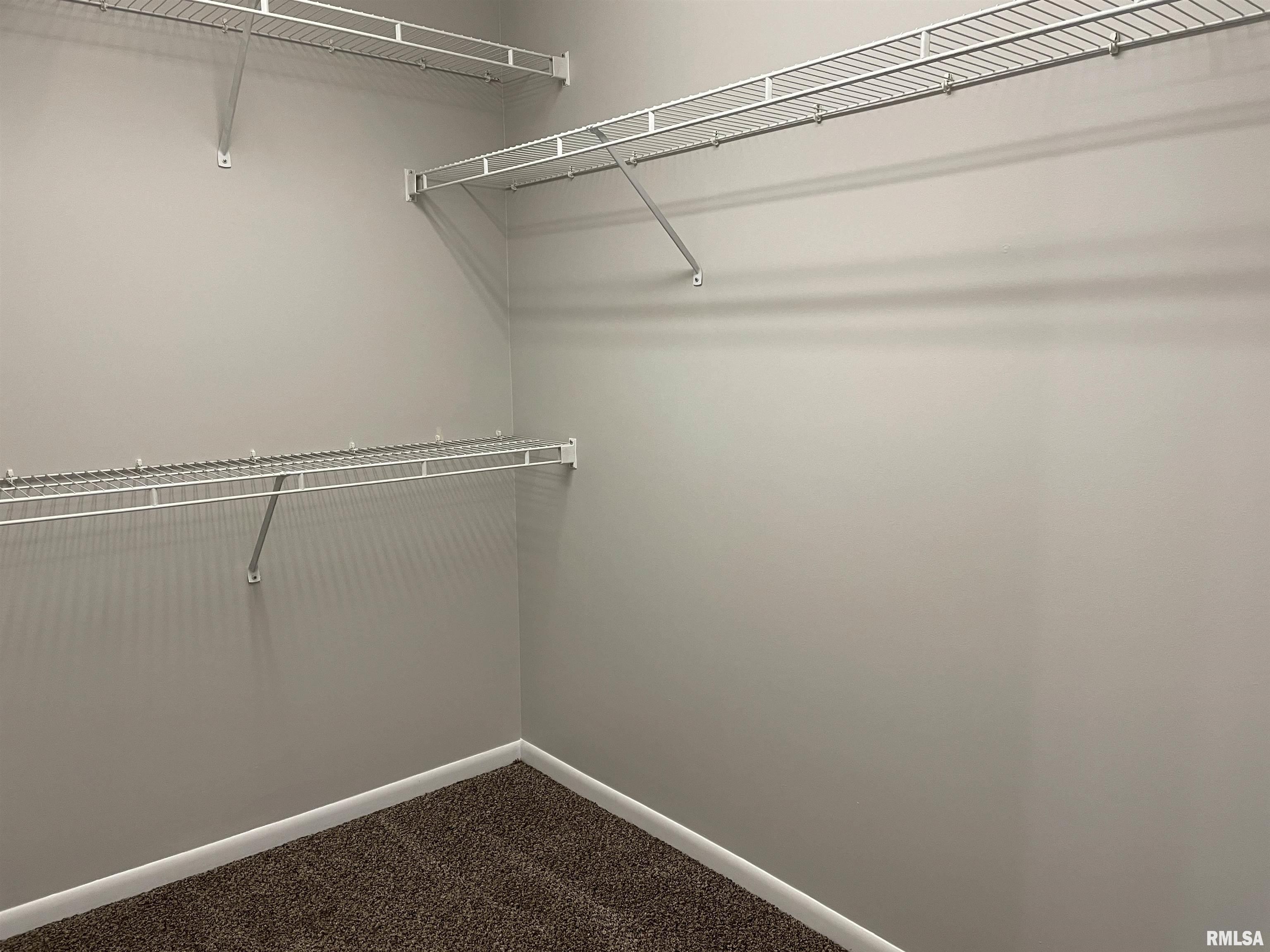 902 North Sheridan Road Peoria, IL 61606 - Photo 17 of 30 Gallery Image 17
