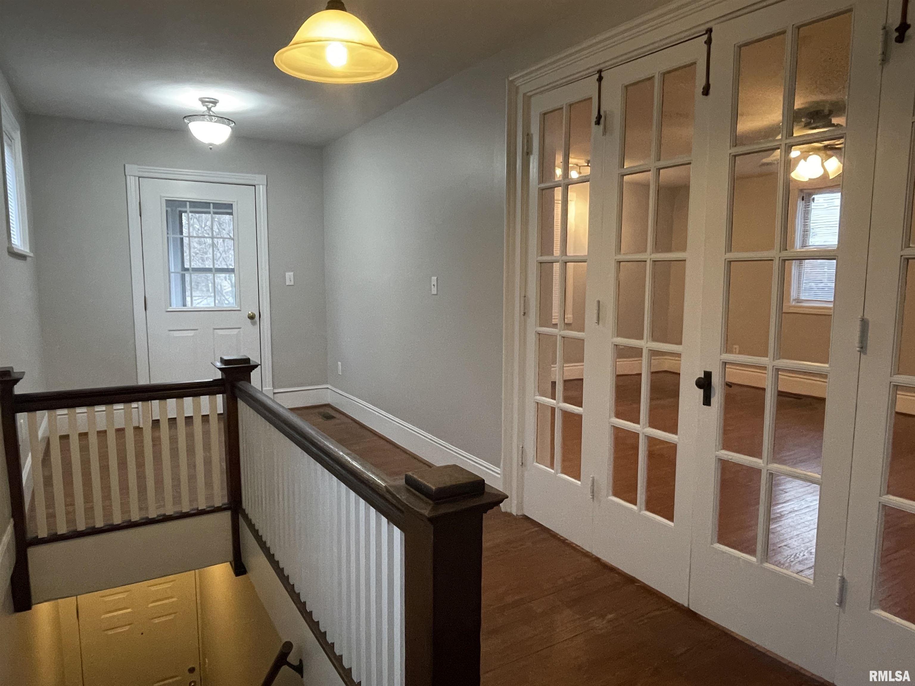 902 North Sheridan Road Peoria, IL 61606 - Photo 7 of 30 Gallery Image 7