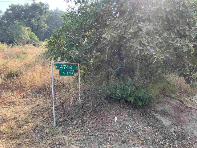 a view of a lake with houses