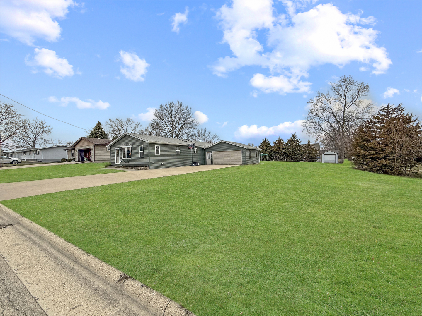 415 Grove Lena, IL 61048 - Photo 43 of 43