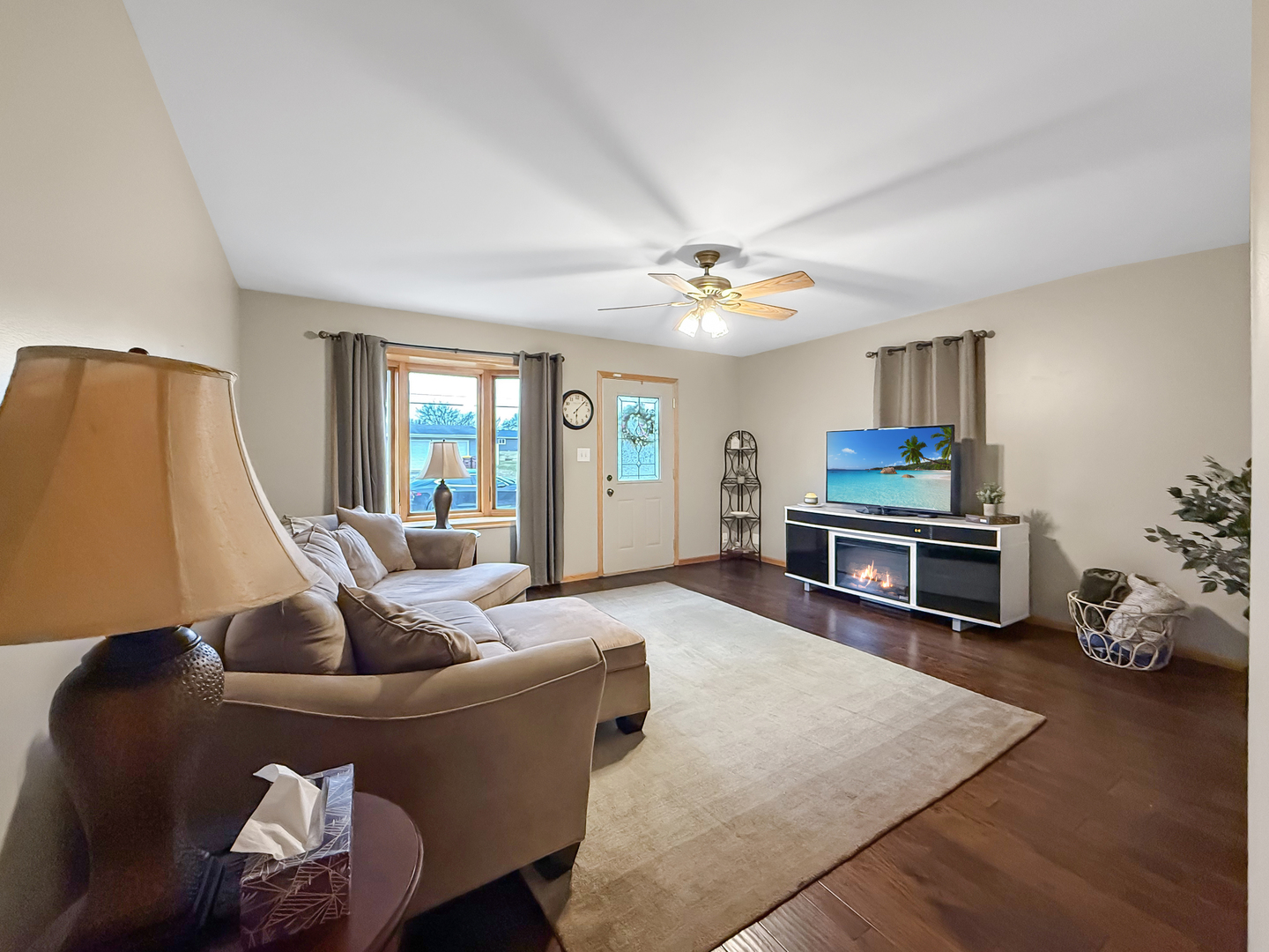 415 Grove Lena, IL 61048 - Photo 7 of 43