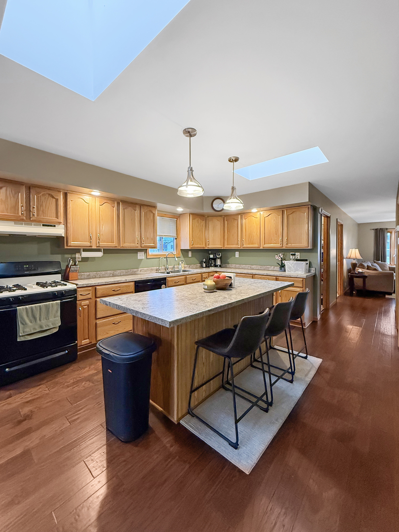 415 Grove Lena, IL 61048 - Photo 10 of 43