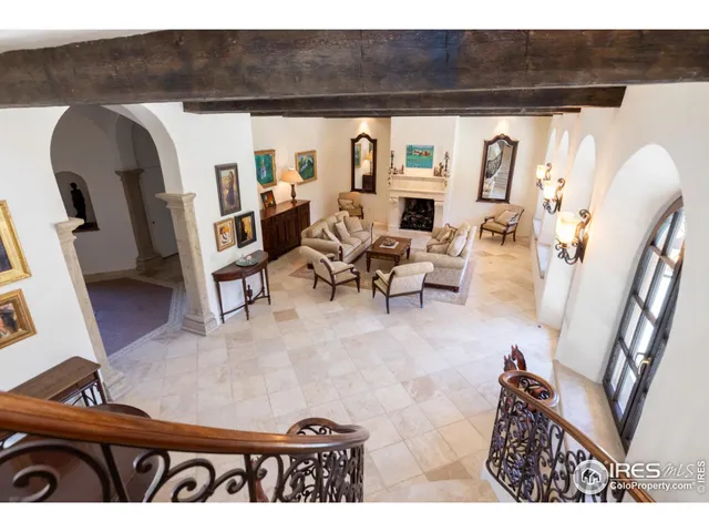 a view of a outdoor space