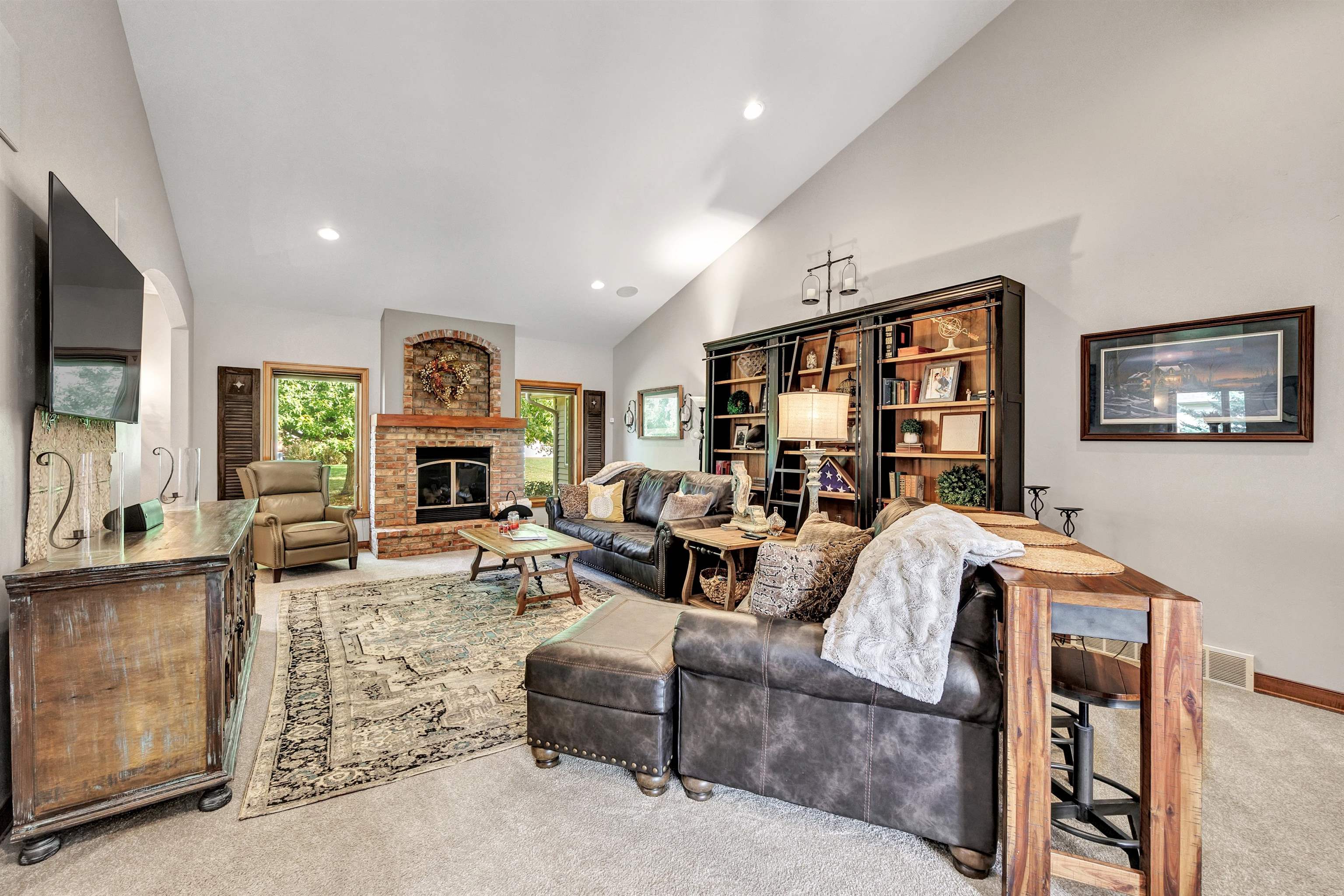 3235 Hickory Ridge Lane Green Bay, WI 54311 - Photo 8 of 40