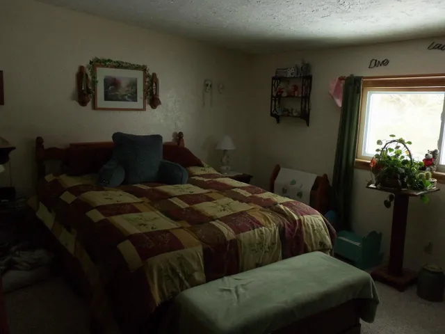 $74,000 | 422 Cr-358, Daggett, MI 49821