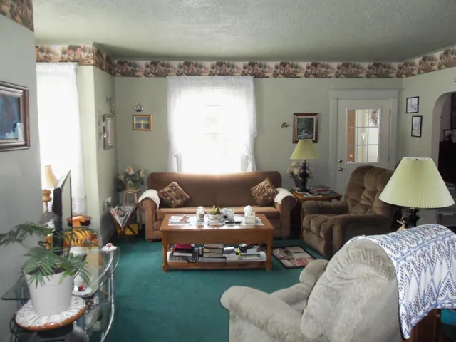 $74,000 | 422 Cr-358, Daggett, MI 49821