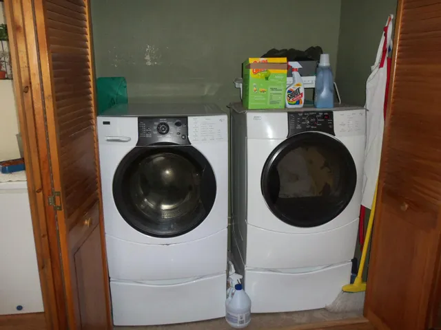 $74,000 | 422 Cr-358, Daggett, MI 49821