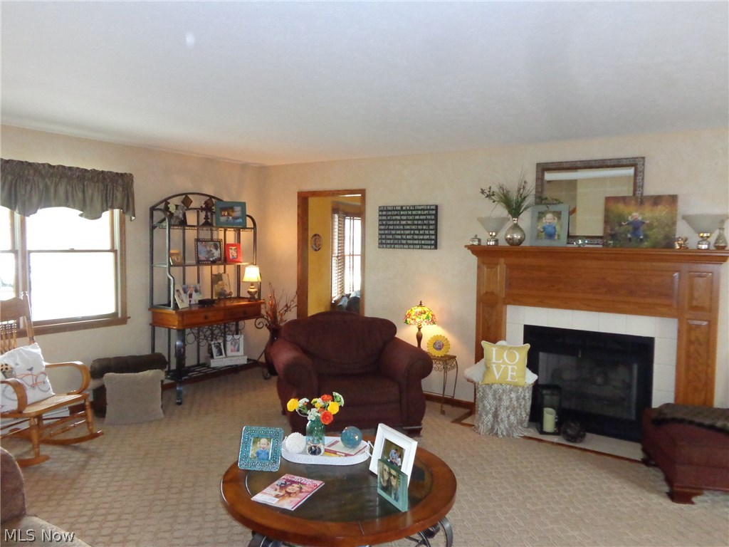 3202 Ridgeview Drive Southeast New Philadelphia, OH 44663 - Photo 8 of 33