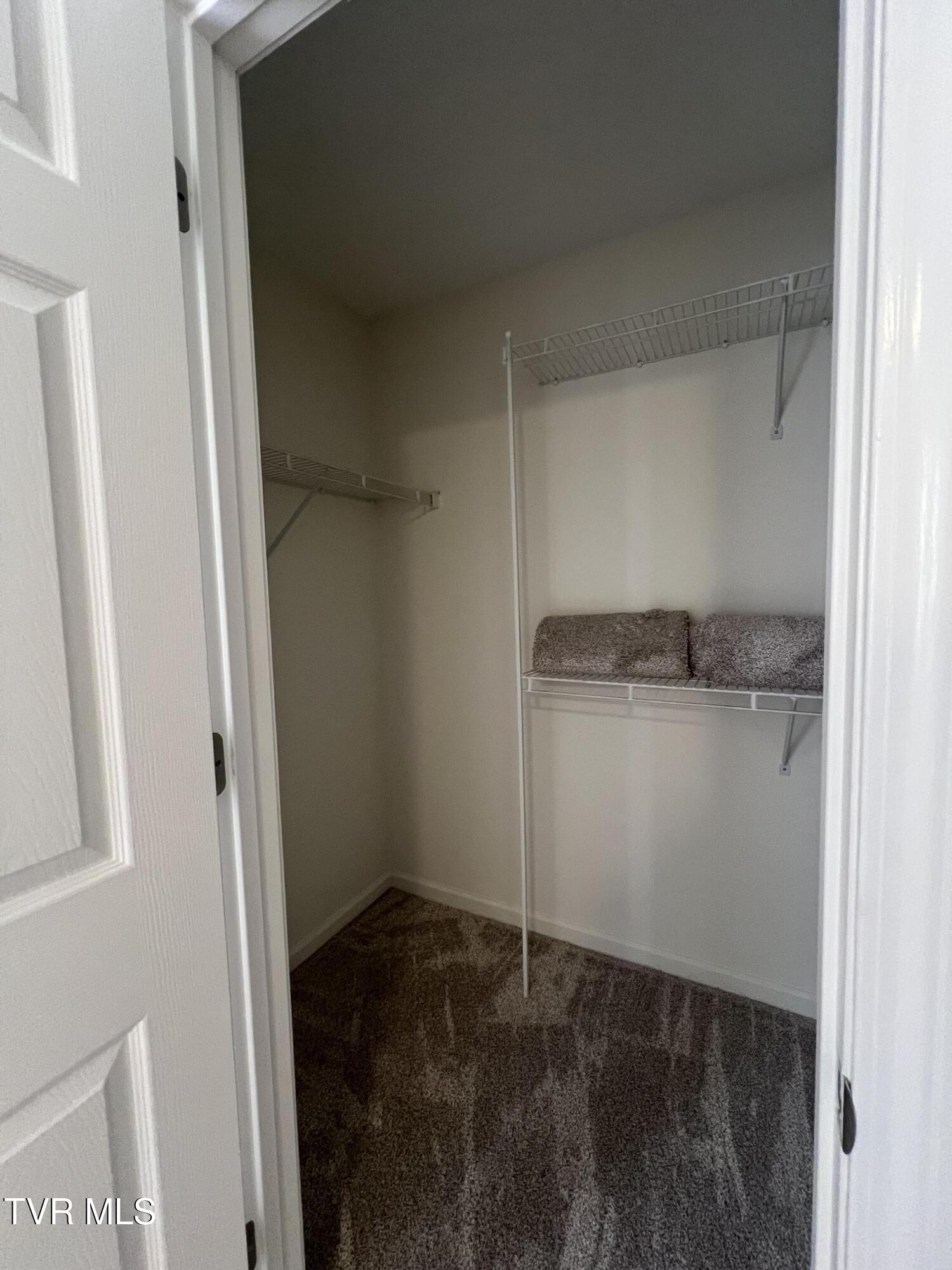 423 Fairgrounds Road, Unit 7 Greeneville, TN 37745 - Photo 14 of 23 IMG_7171