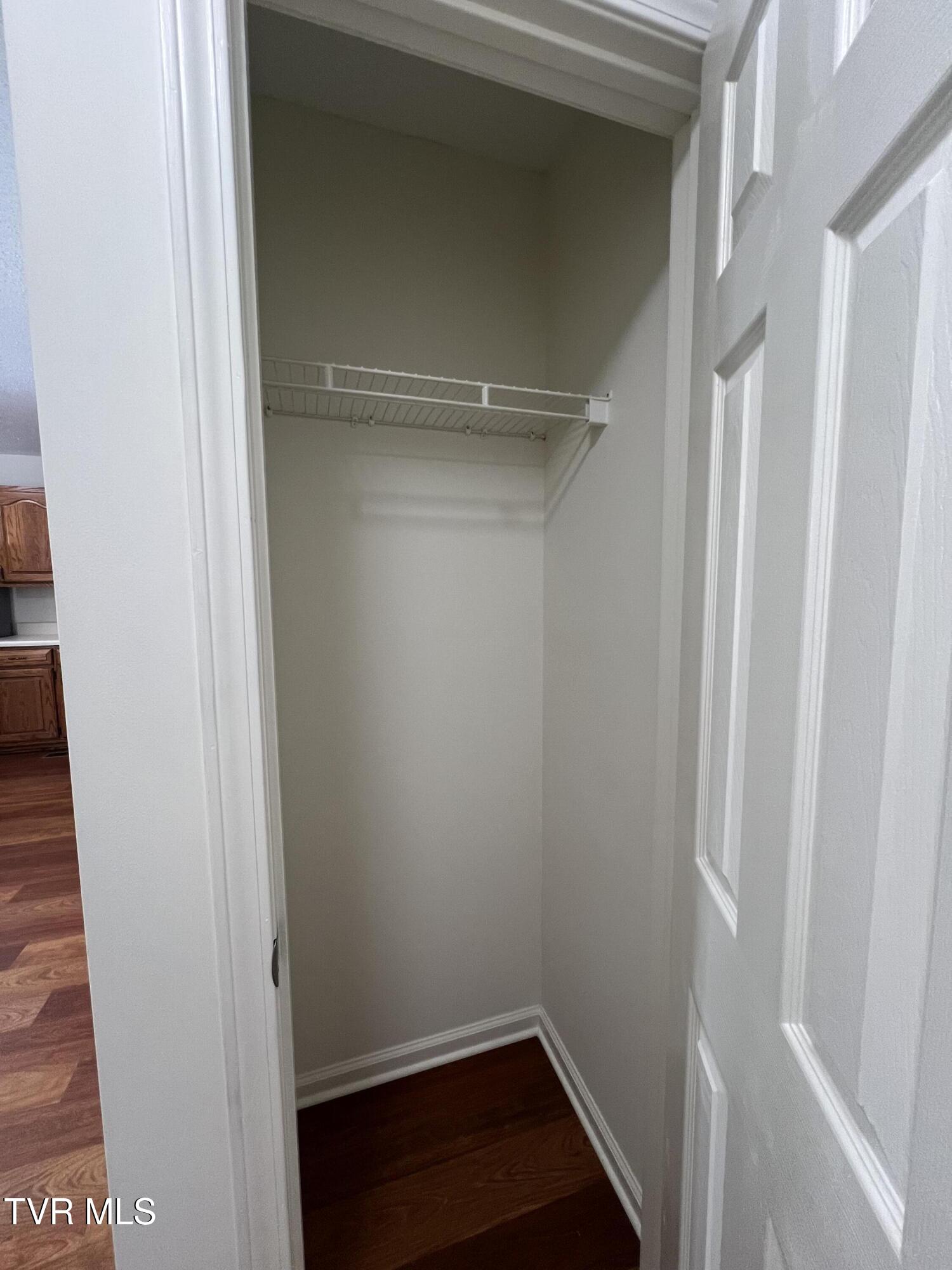 423 Fairgrounds Road, Unit 7 Greeneville, TN 37745 - Photo 6 of 23 IMG_7161