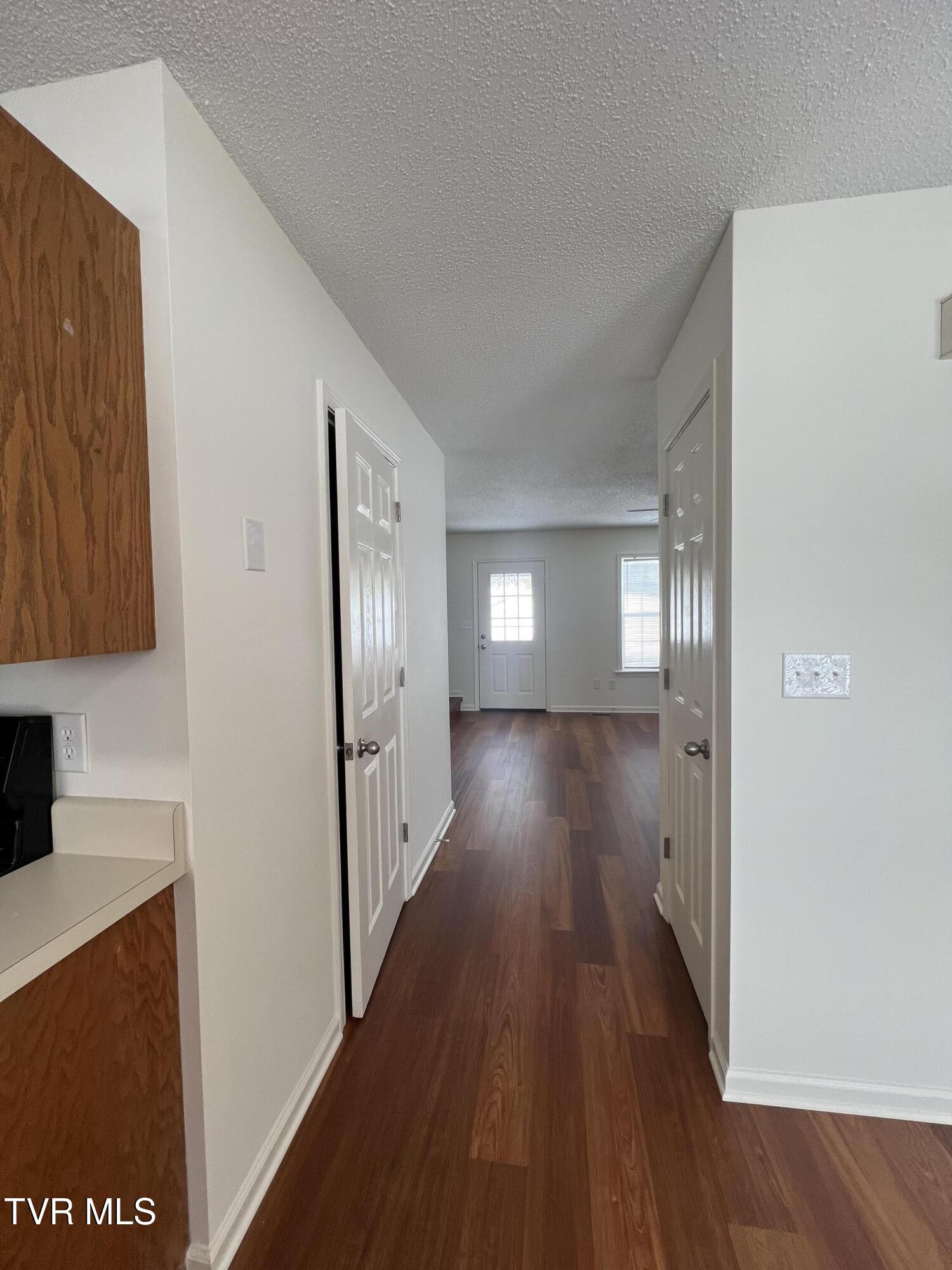 423 Fairgrounds Road, Unit 7 Greeneville, TN 37745 - Photo 7 of 23 IMG_7163