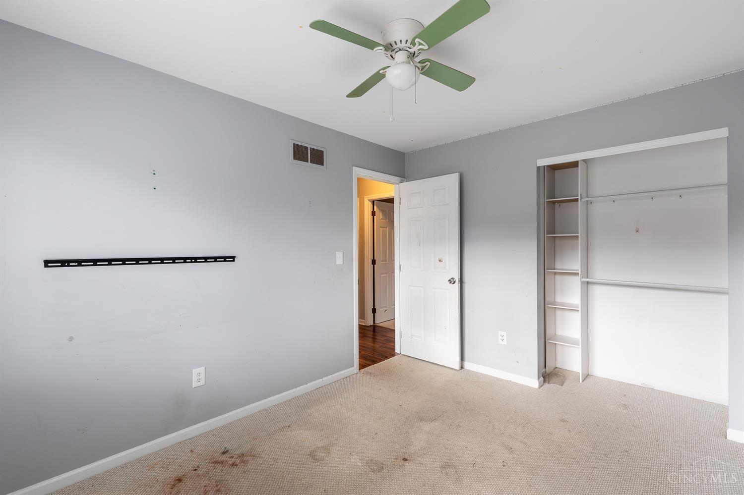 647 Regent Road Cincinnati, OH 45245 - Photo 23 of 38 Gallery Image 23
