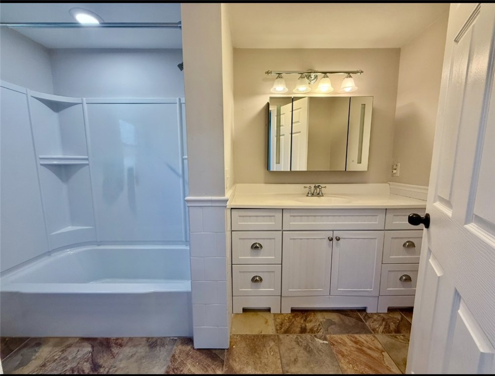 4 Arcade Street Johnston, RI 02919 - Photo 11 of 23