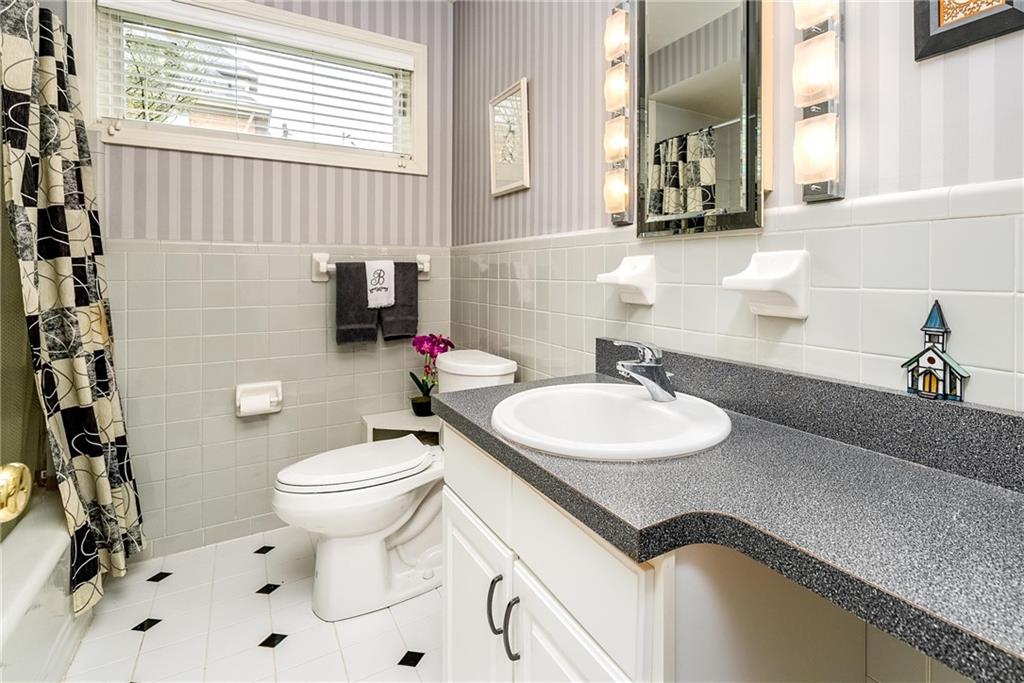 1030 Woodland Road Pittsburgh, PA 15237 - Photo 19 of 25 Gallery Image 19