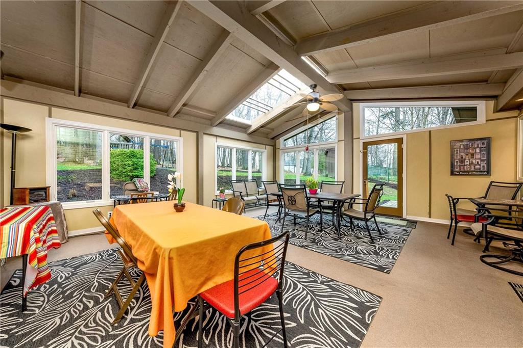 1030 Woodland Road Pittsburgh, PA 15237 - Photo 8 of 25 Gallery Image 8