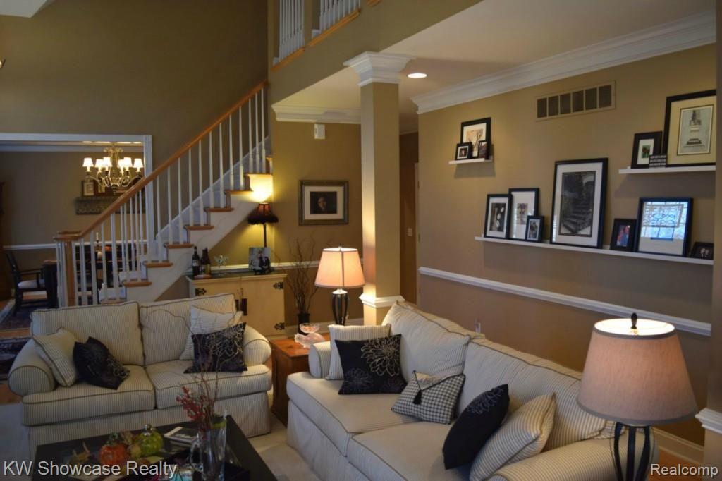 49609 Timber Trail Novi, MI 48374 - Photo 9 of 25
