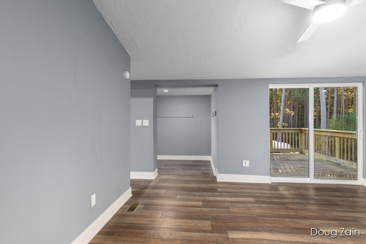 10037 West Colby Road Gowen, MI 49326 - Photo 15 of 28 IMG_1006