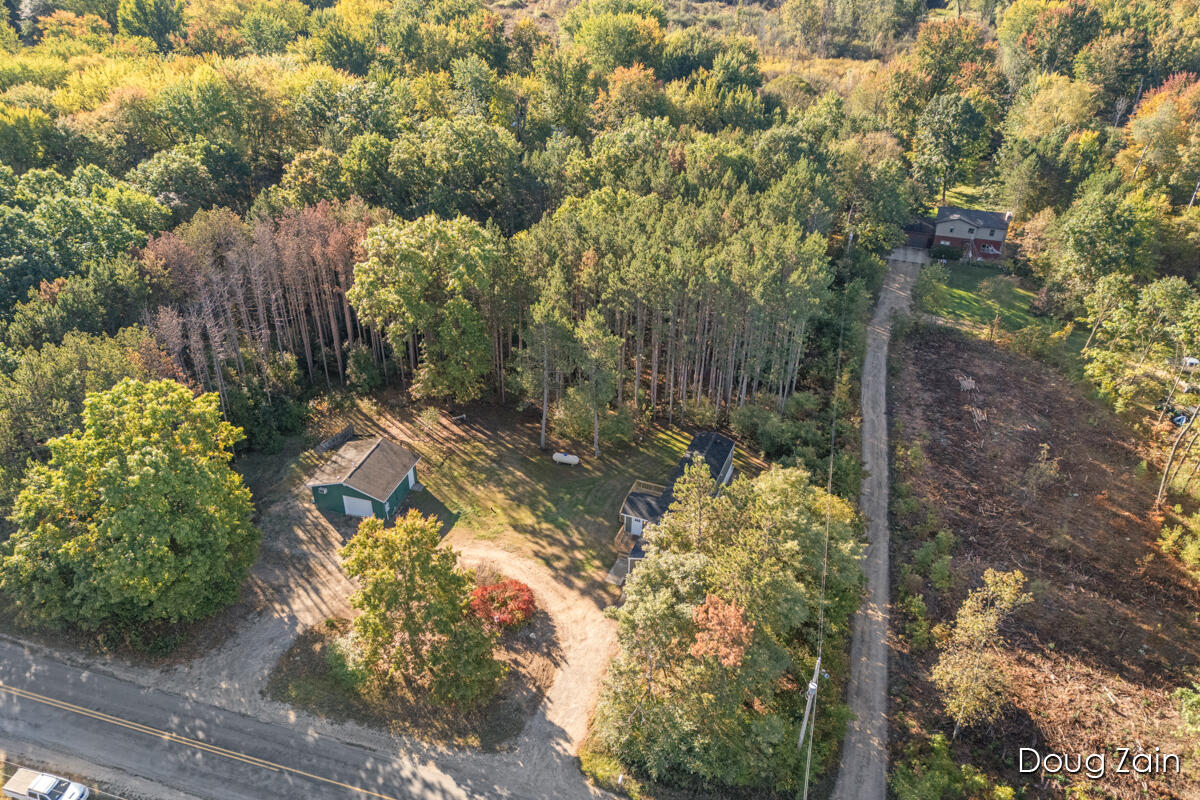 10037 West Colby Road Gowen, MI 49326 - Photo 21 of 28 IMG_1026